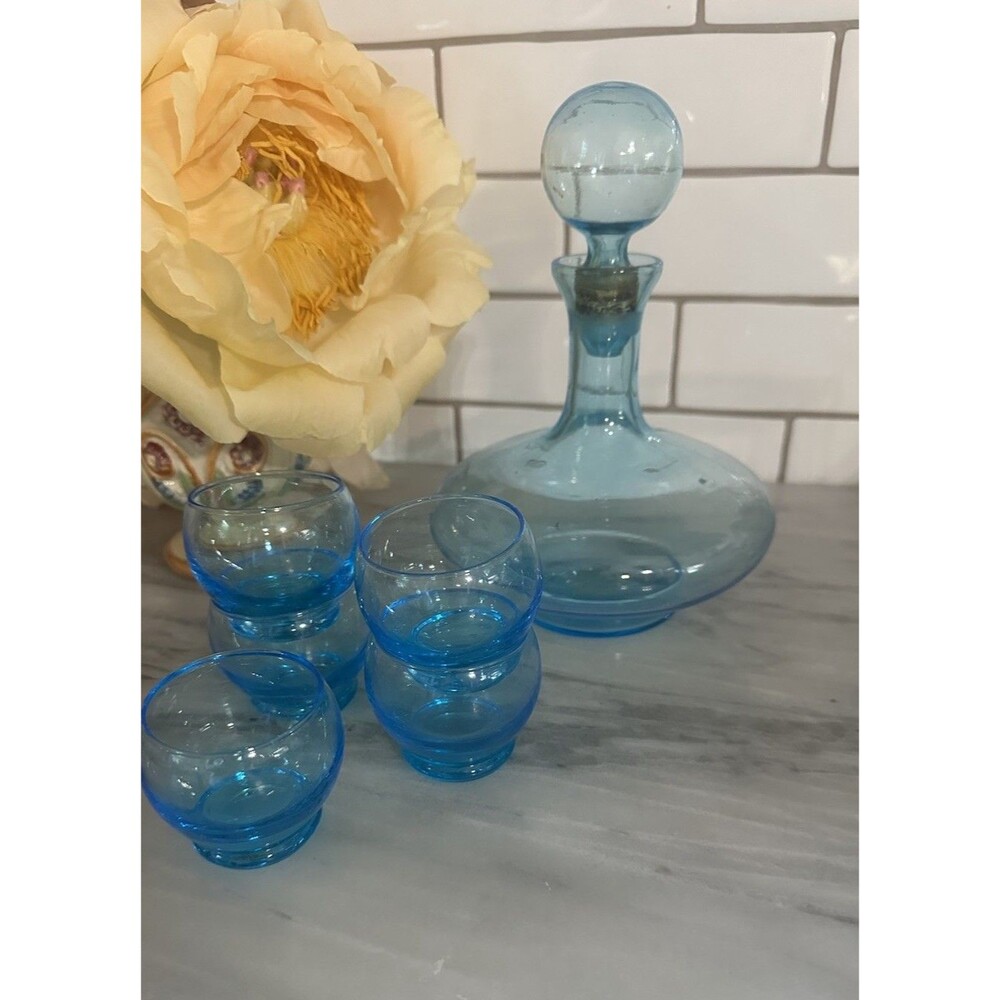 Vintage Mid-Century Modern Empoli-Style Glass Decanter 5 Cordial Glasses Aqua